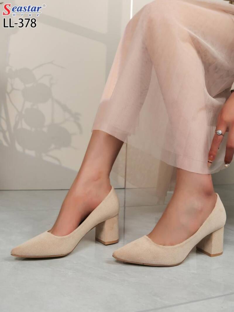 Czółenki damskie Roz 36-41 / 12 par